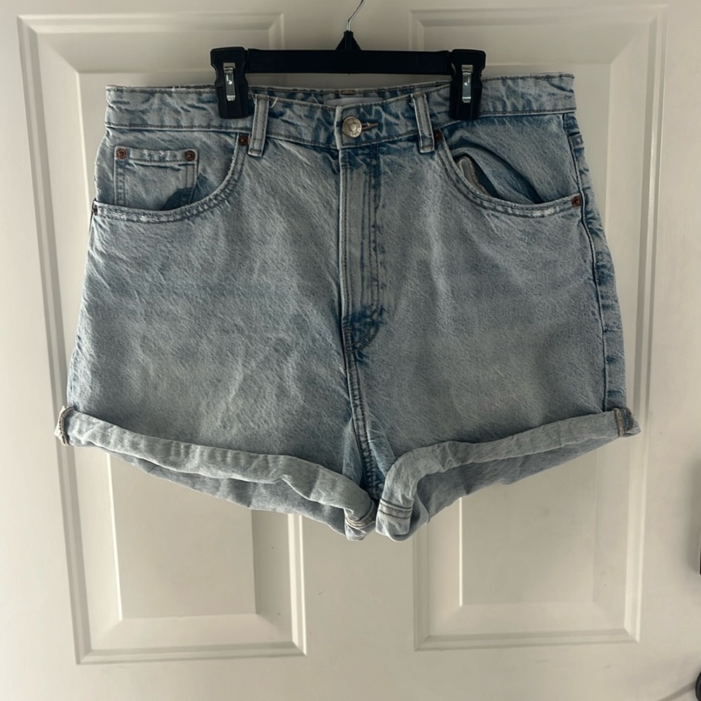 Zara women’s Jean shorts